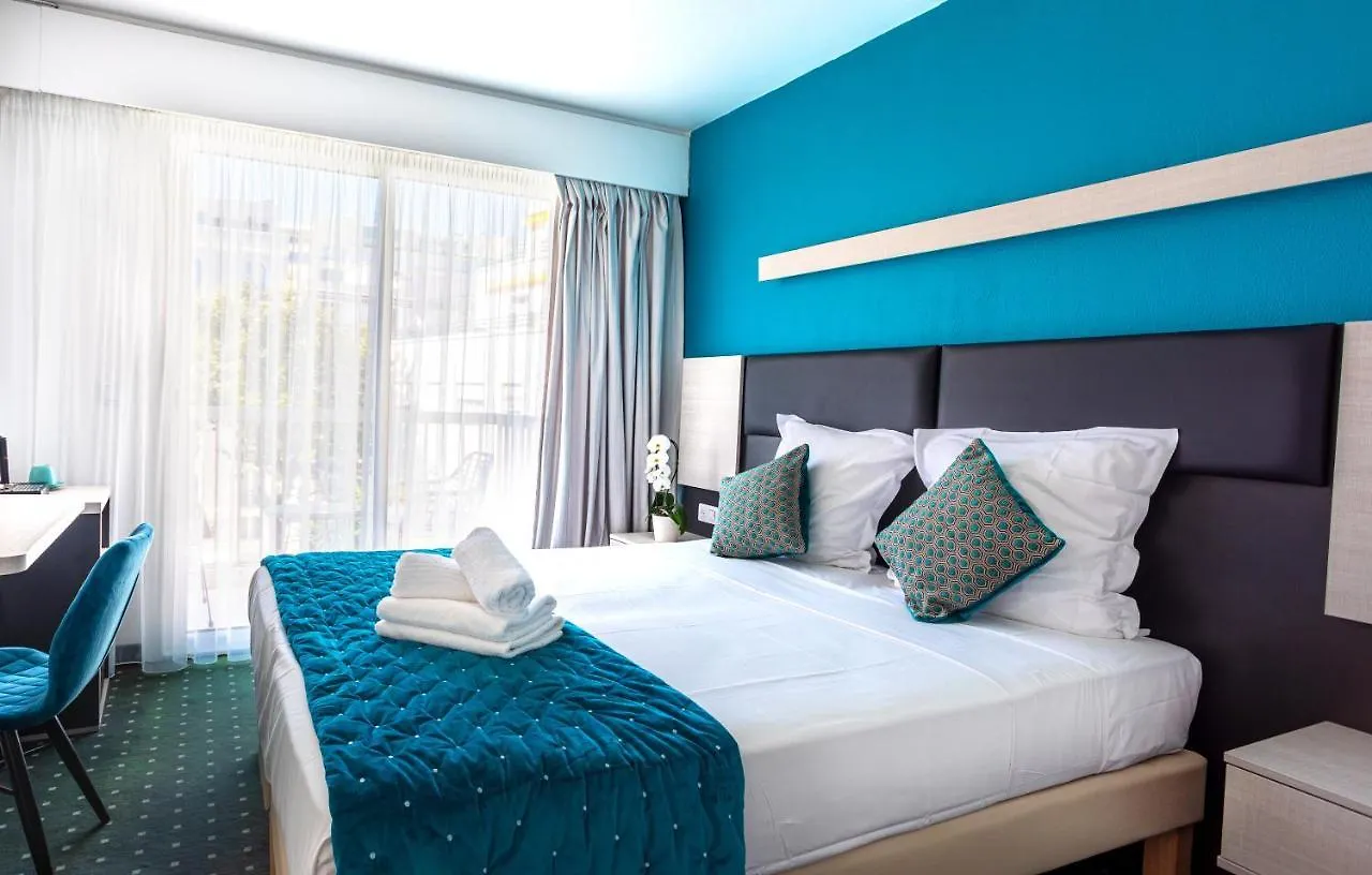 ***  Hotel Jardin Croisette Cannes Fransa